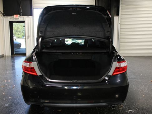 Used 2015 Toyota Camry SE FWD image 27