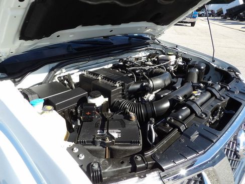 Used 2018 Nissan Frontier S image 38