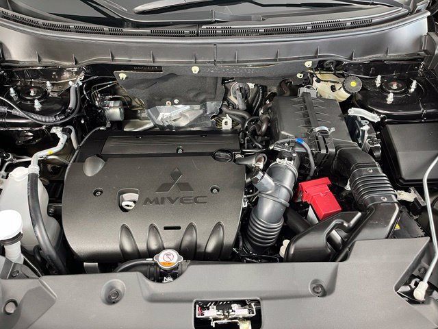 Used 2026 Mitsubishi Outlander Sport LE AWD/4WD image 38