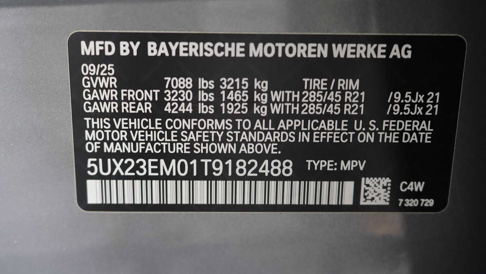 Used 2026 BMW X7 xDrive40i w/ Premium Package AWD/4WD image 32