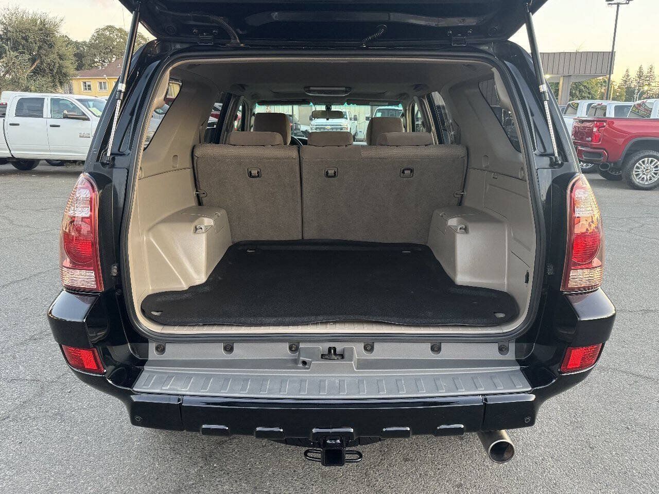 Used 2005 Toyota 4Runner SR5 AWD/4WD image 27