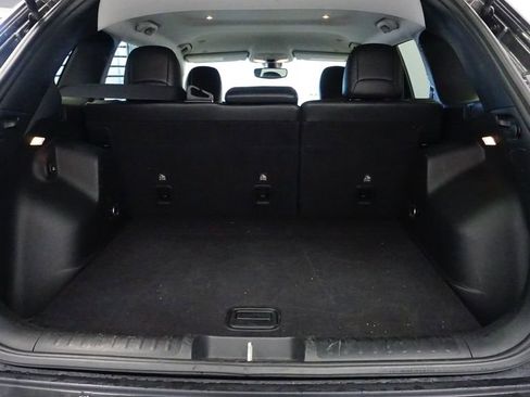 Certified 2020 Jeep Cherokee Trailhawk w/ Cold Weather Group image 19