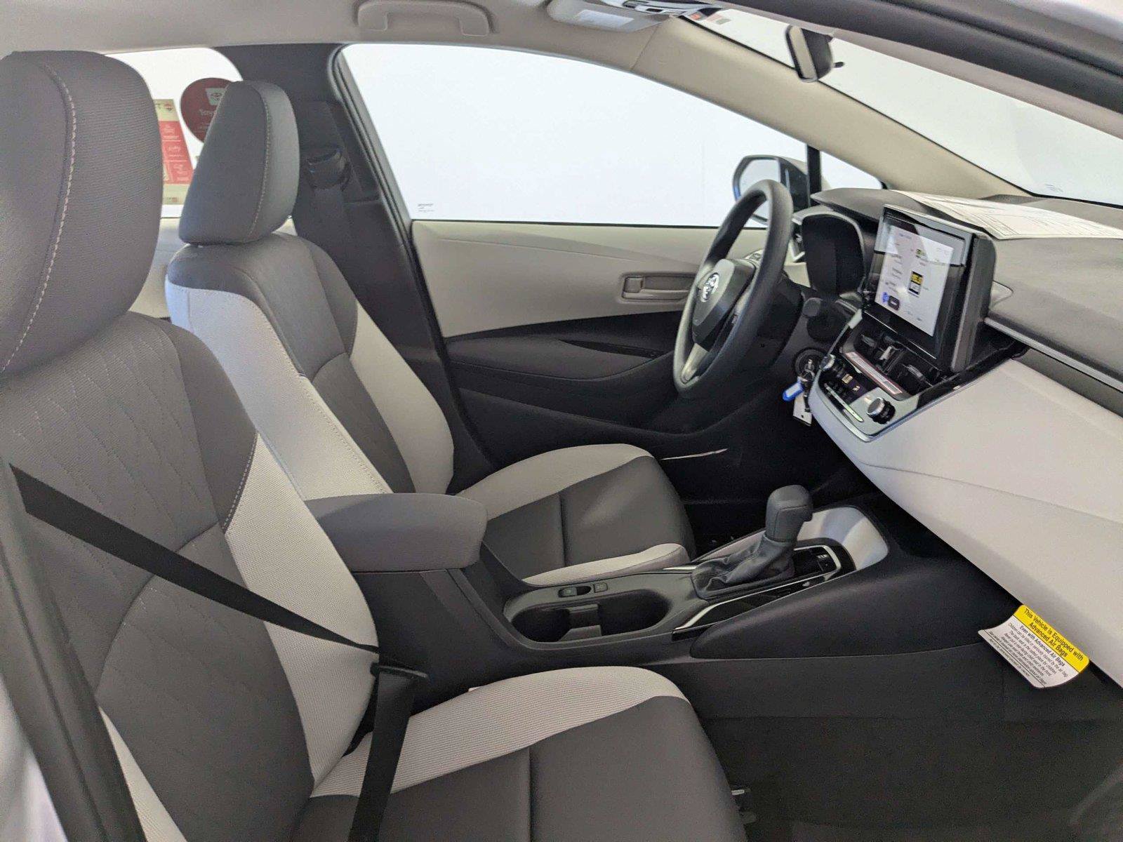 New 2027 Toyota Corolla LE FWD image 18