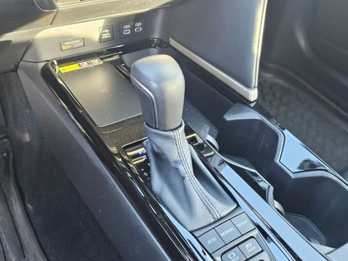 Used 2025 Toyota Camry XSE w/ Premium Package image 39