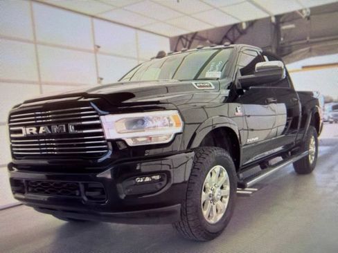 Used 2022 RAM 2500 Laramie AWD/4WD image 5