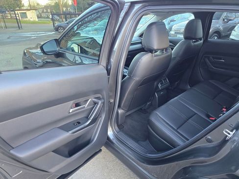 Certified 2025 MAZDA CX-50 AWD 2.5 Hybrid w/ Premium Pkg image 16