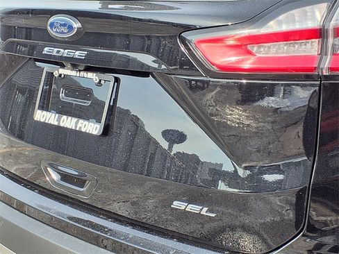 Used 2023 Ford Edge SEL w/ Convenience Package image 26