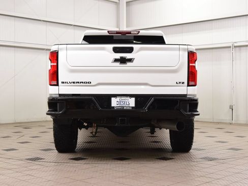 Used 2025 Chevrolet Silverado 2500 LTZ w/ LTZ Plus Package AWD/4WD image 7
