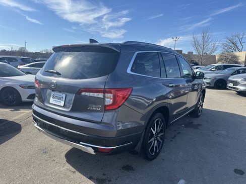 Used 2022 Honda Pilot Touring image 4