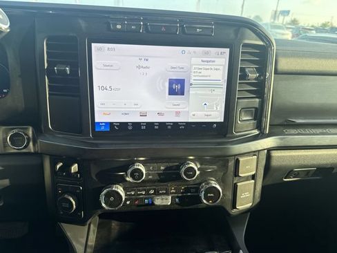 Used 2024 Ford F250 Lariat w/ Black Appearance Package AWD/4WD image 13