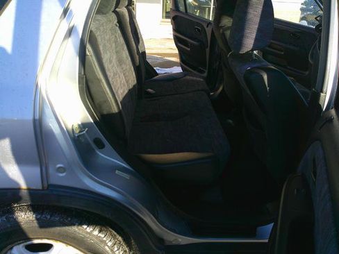 Used 2002 Honda CR-V LX image 7