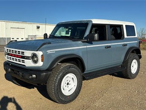 New 2025 Ford Bronco Heritage Edition image 2