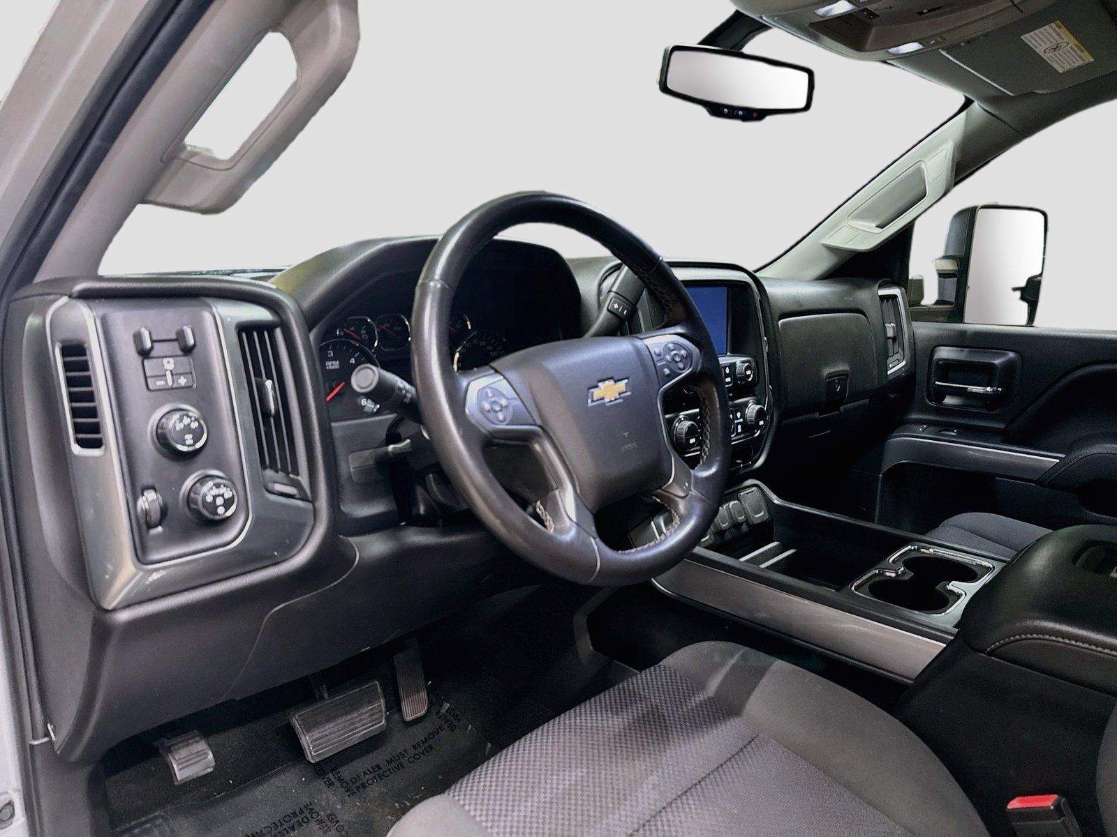 Used 2016 Chevrolet Silverado 2500 LT w/ LT Convenience Package AWD/4WD image 11
