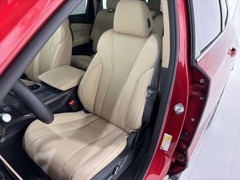 Certified 2025 Acura MDX w/ Technology Package image 13