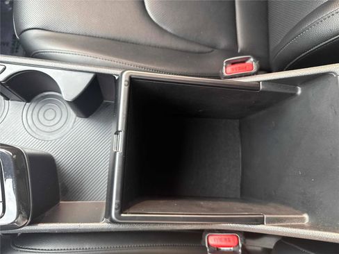 Used 2023 Kia Sportage EX image 21