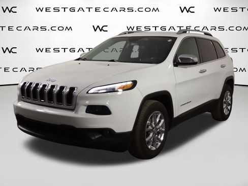 Used 2018 Jeep Cherokee Latitude Plus FWD image 1