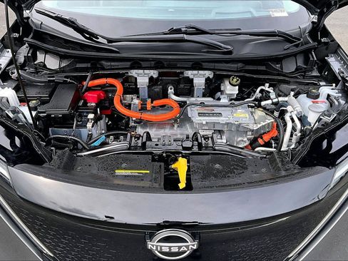 Used 2023 Nissan Ariya FWD image 30