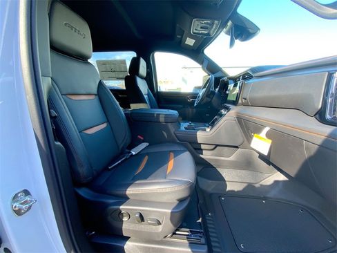 New 2026 GMC Sierra 2500 AT4 w/ AT4 Preferred Package image 26