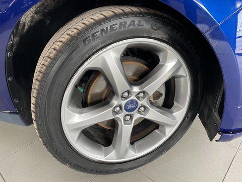 Used 2014 Ford Fusion SE w/ Equipment Group 201A image 9