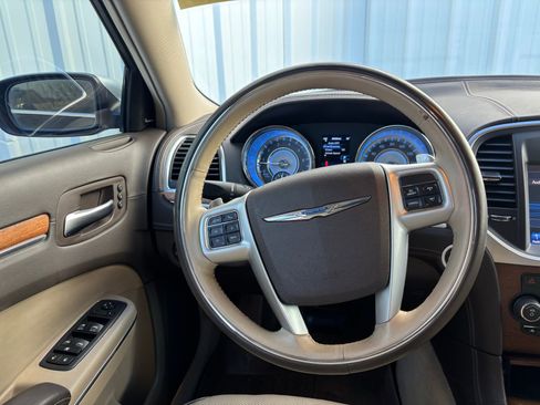 Used 2013 Chrysler 300 C Luxury Series w/ Harman Kardon Audio Group image 22