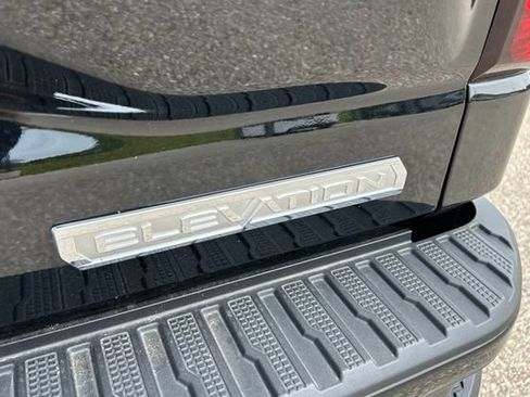 Used 2023 GMC Sierra 1500 Elevation AWD/4WD image 11