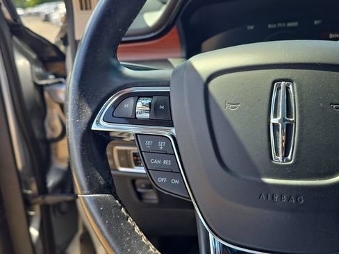 Certified 2023 Lincoln Nautilus Reserve AWD/4WD image 13