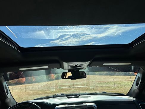 Used 2017 RAM 1500 Limited image 16