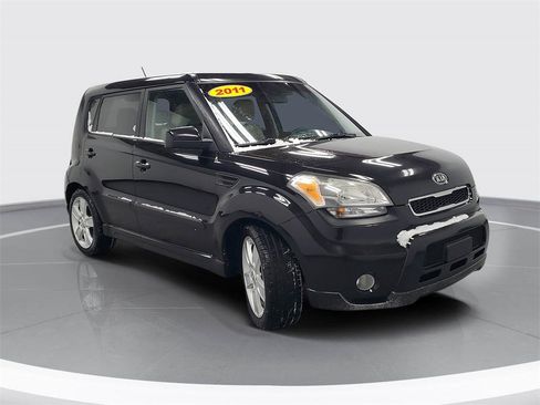 Used 2011 Kia Soul ! image 2