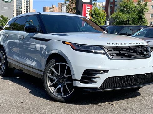 New 2026 Land Rover Range Rover Velar Dynamic SE AWD/4WD image 2