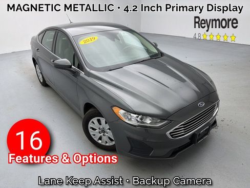 Used 2019 Ford Fusion S image 1