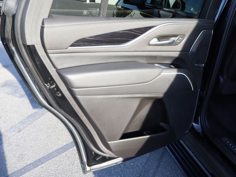 Used 2024 Cadillac Escalade Sport w/ LPO, ONYX Package AWD/4WD image 34