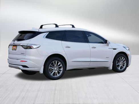 Used 2022 Buick Enclave Avenir w/ Avenir Technology Package image 7