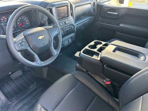 Used 2025 Chevrolet Silverado 1500 W/T w/ Trailering Package image 13