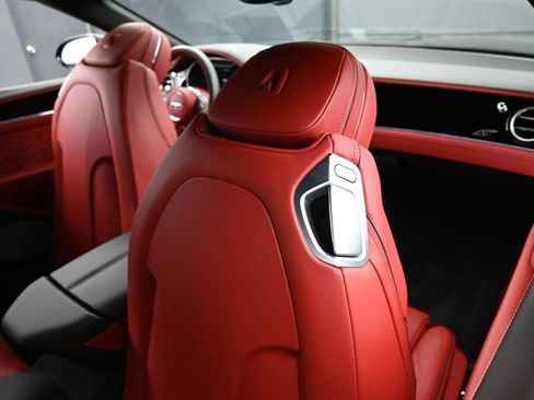 Certified 2023 Bentley Continental GT V8 AWD/4WD image 24