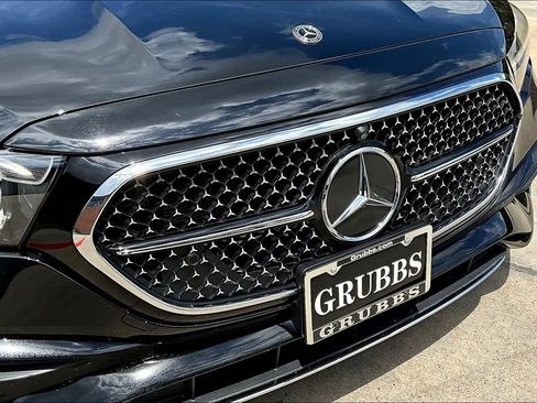 Used 2025 Mercedes-Benz E 350 Sedan image 36