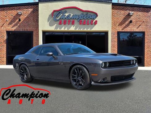 Used 2020 Dodge Challenger R/T Scat Pack w/ Dynamics Package RWD image 1
