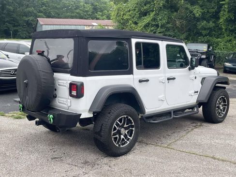Used 2024 Jeep Wrangler Unlimited Sport AWD/4WD image 21