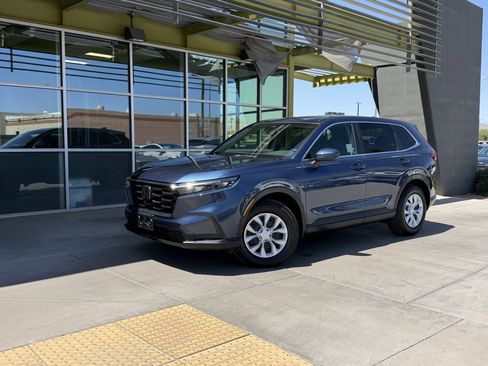 Used 2025 Honda CR-V LX image 1