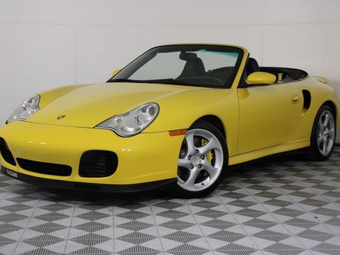 Used 2004 Porsche 911 Turbo AWD/4WD image 32