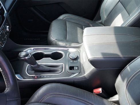 Used 2020 Chevrolet Traverse Premier w/ Redline Edition image 18