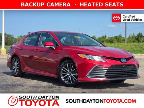 Used 2023 Toyota Camry XLE w/ Navigation Package FWD image 1