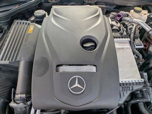 Certified 2018 Mercedes-Benz SLC 300 image 18