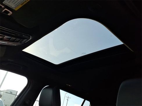 New 2025 Jeep Grand Cherokee L Altitude image 11