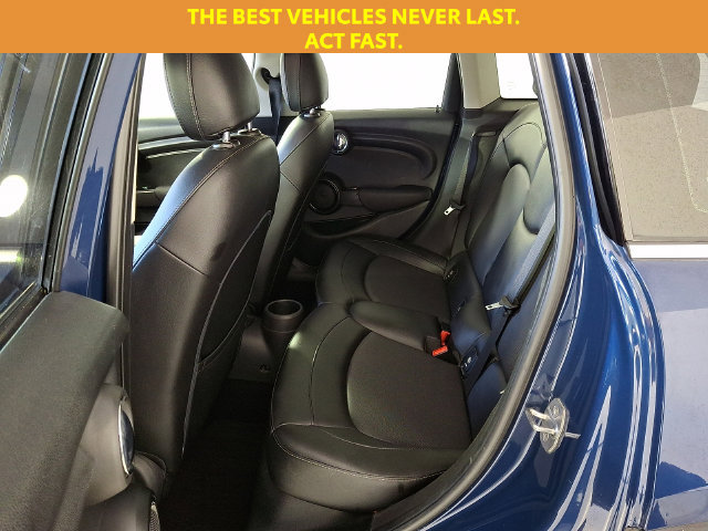 Used 2016 MINI Cooper 4-Door Hardtop FWD image 12