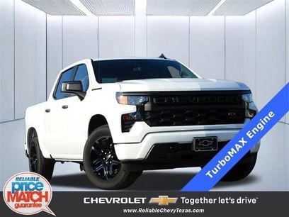 New 2026 Chevrolet Silverado 1500 Custom w/ LPO, Dark Essentials Package