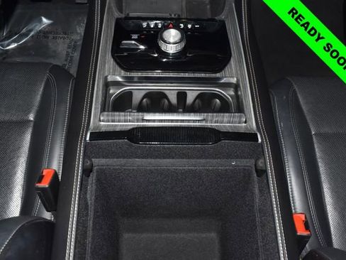 Certified 2024 Jeep Wagoneer Series II w/ Flexible Seating Group AWD/4WD image 23