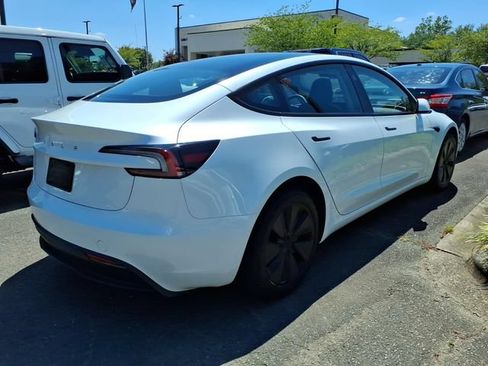 Used 2025 Tesla Model 3 RWD image 7
