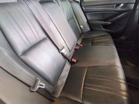 Used 2021 Honda Accord Touring image 27