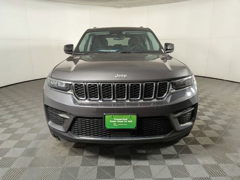 Certified 2023 Jeep Grand Cherokee Laredo image 2