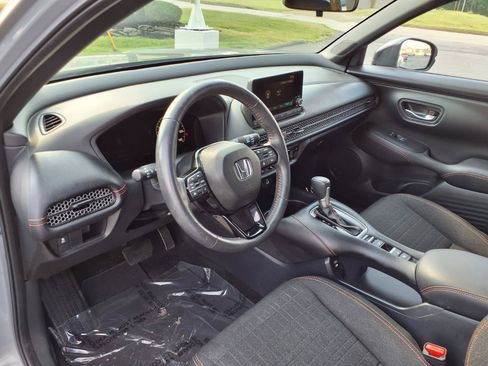 Certified 2024 Honda HR-V Sport image 8